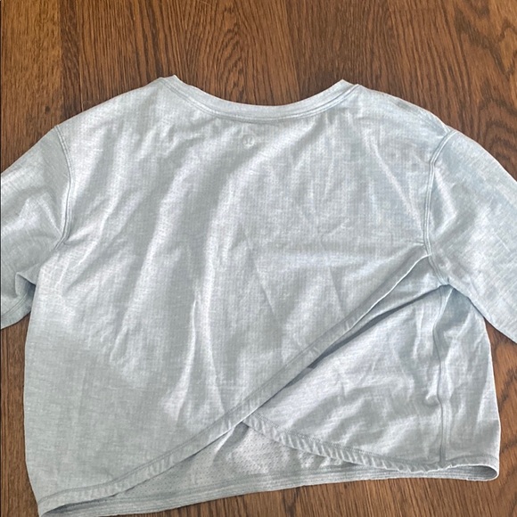 Long sleeve cross back crop top - Picture 2 of 2